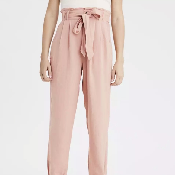 American Eagle Outfitters Pants - NWOT AE high waisted paperbag jogger